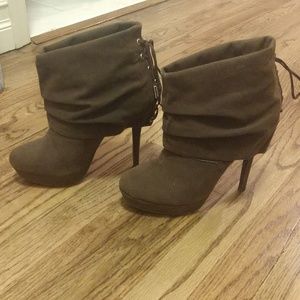 Colin Stuart faux suede booties